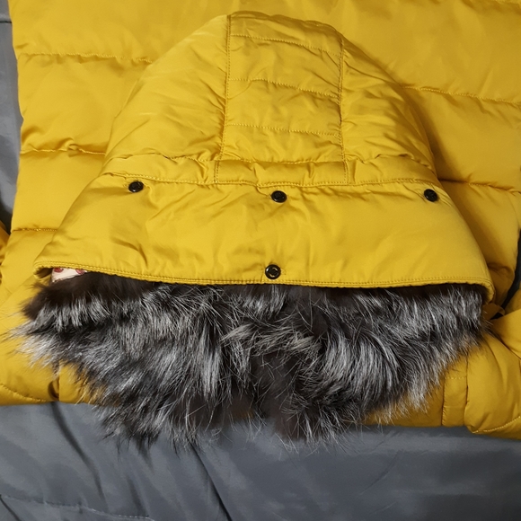 #10. Jarius Originality Puffer Transformation into Vest Winter Coat. Size:Medium - Picture 16 of 16